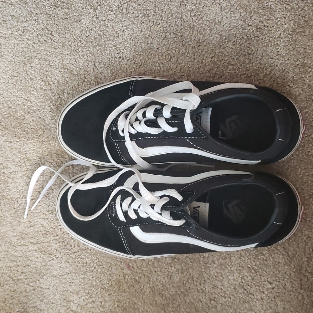 Vans old skool women's size 8.5